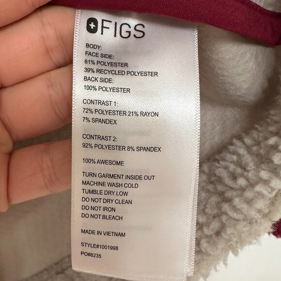 FIGS Deep Cranberry High Pile Fleece Jacket – Sold Out – Excellent Condition - Picture 4 of 5